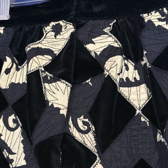 Anna Sui Anthropologie Vintage Red Floral  Elves Tweed Mini Skirt Size 4 Pockets - Picture 2 of 4